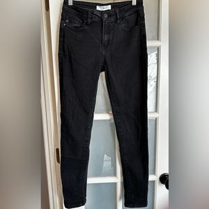 KanCan black ankle length skinny jeans, size 26